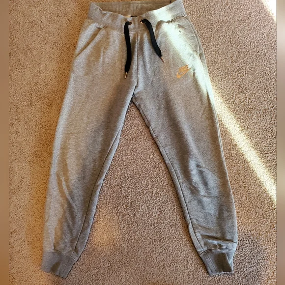 Nike Air Grey Jogger Pants - Picture 6 of 6